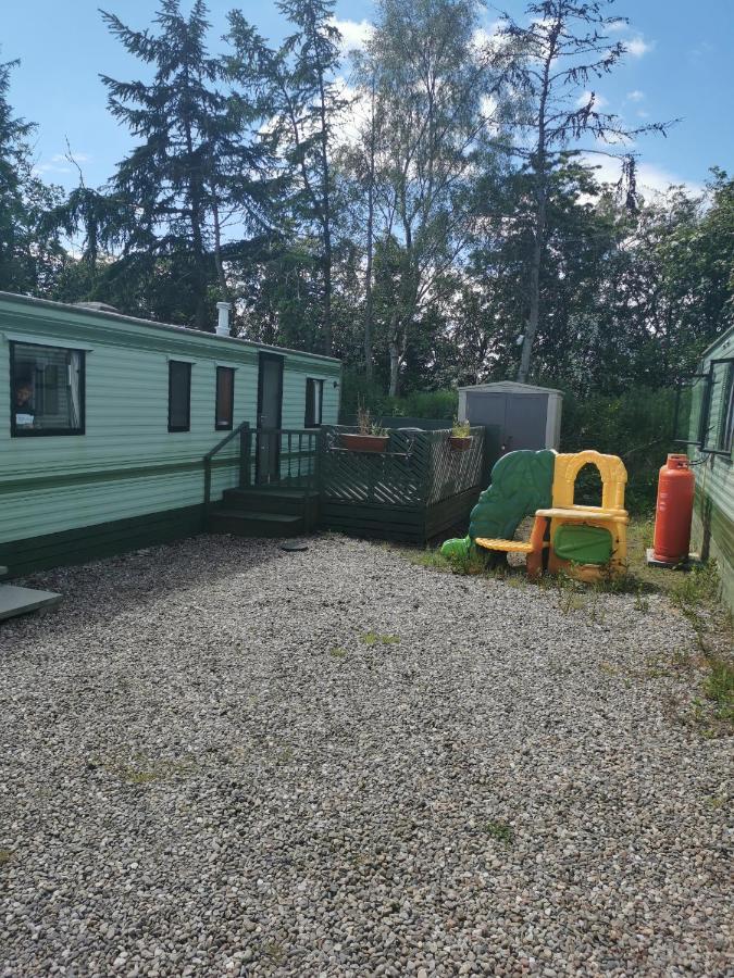 Вилла Lochlands Caravan Park X Форфар Экстерьер фото